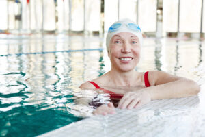 beneficios-de-natacion-despues-de-los-50