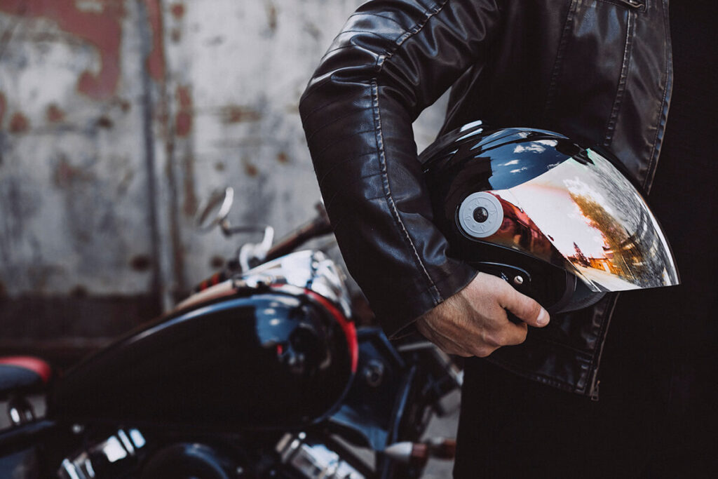 como-elegir-el-equipo-adecuado-para-conducir-motocicleta