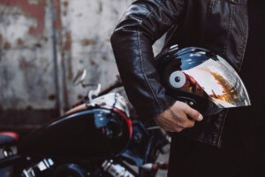como-elegir-el-equipo-adecuado-para-conducir-motocicleta