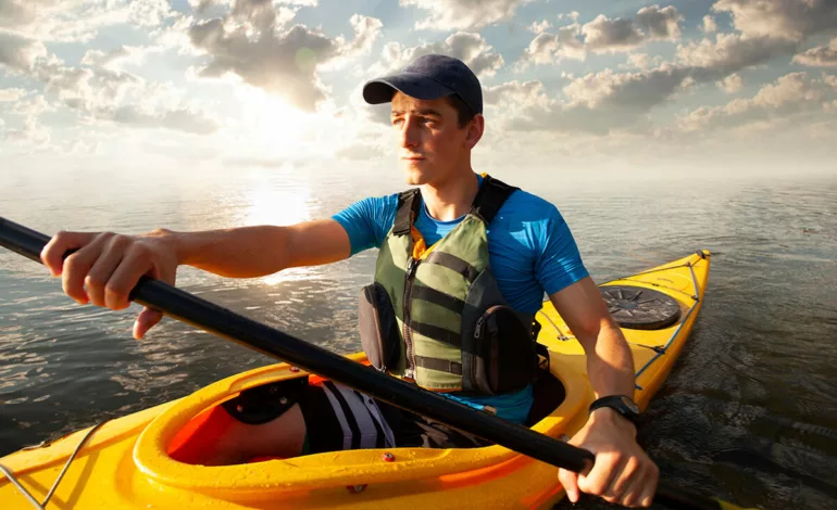 como-hacer-kayak-en-solitario