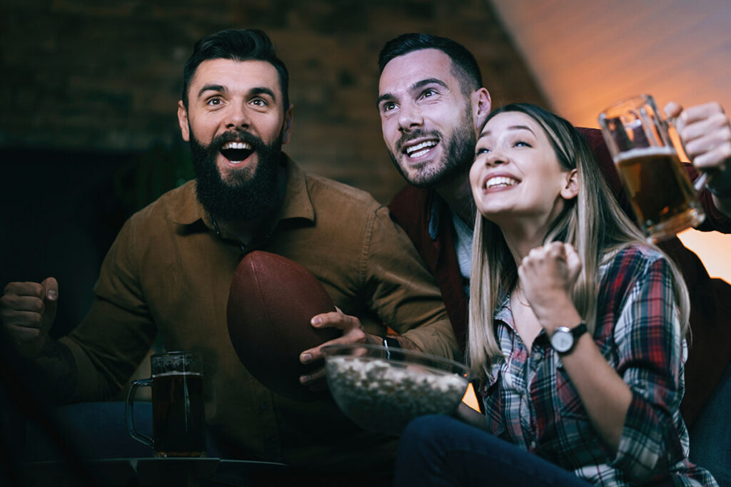 Unas persona representando el concepto "Super Bowl LIX Productos NFL, botana y un gran medio tiempo".