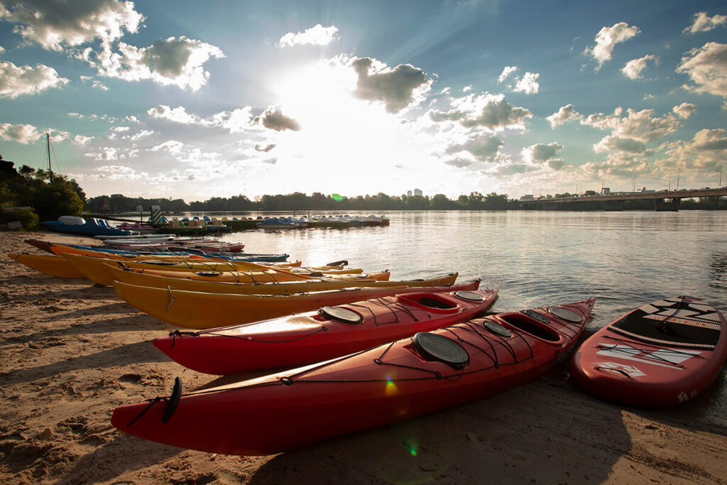 diferentes-tipos-de-kayaks