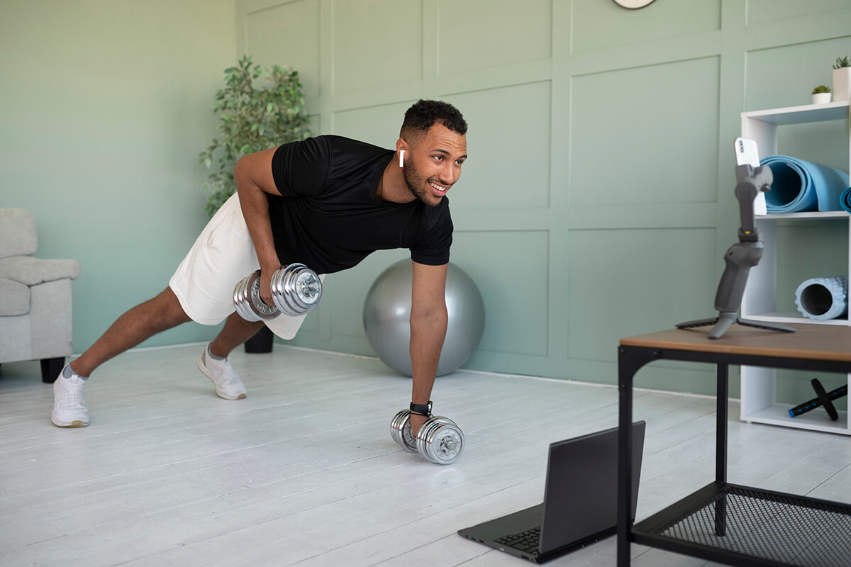 Cómo crear tu gimnasio en casa para entrenar cómodamente