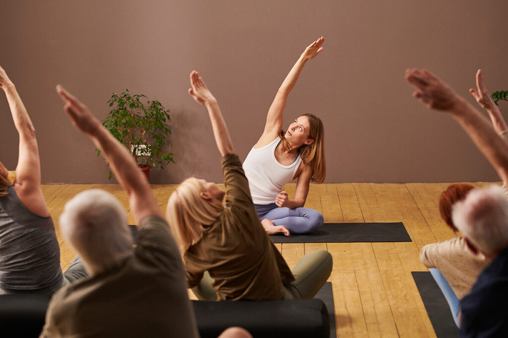 conecta-cuerpo-y-mente-con-yoga