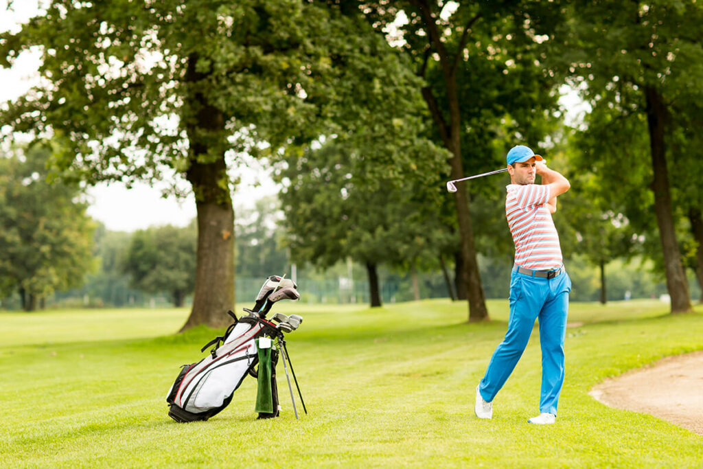 distintos-tipos-de-palo-de-golf
