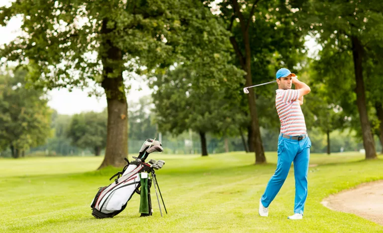 Descubre qué es y cuáles son los distintos tipos de un palo de golf