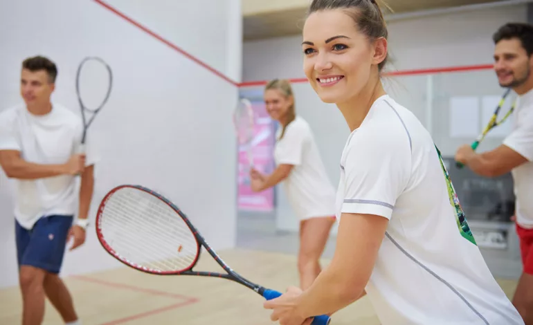 No esperes más y anímate a practicar Squash