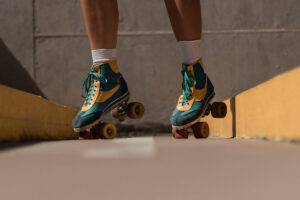 aprende-patines-de-cuatro-ruedas