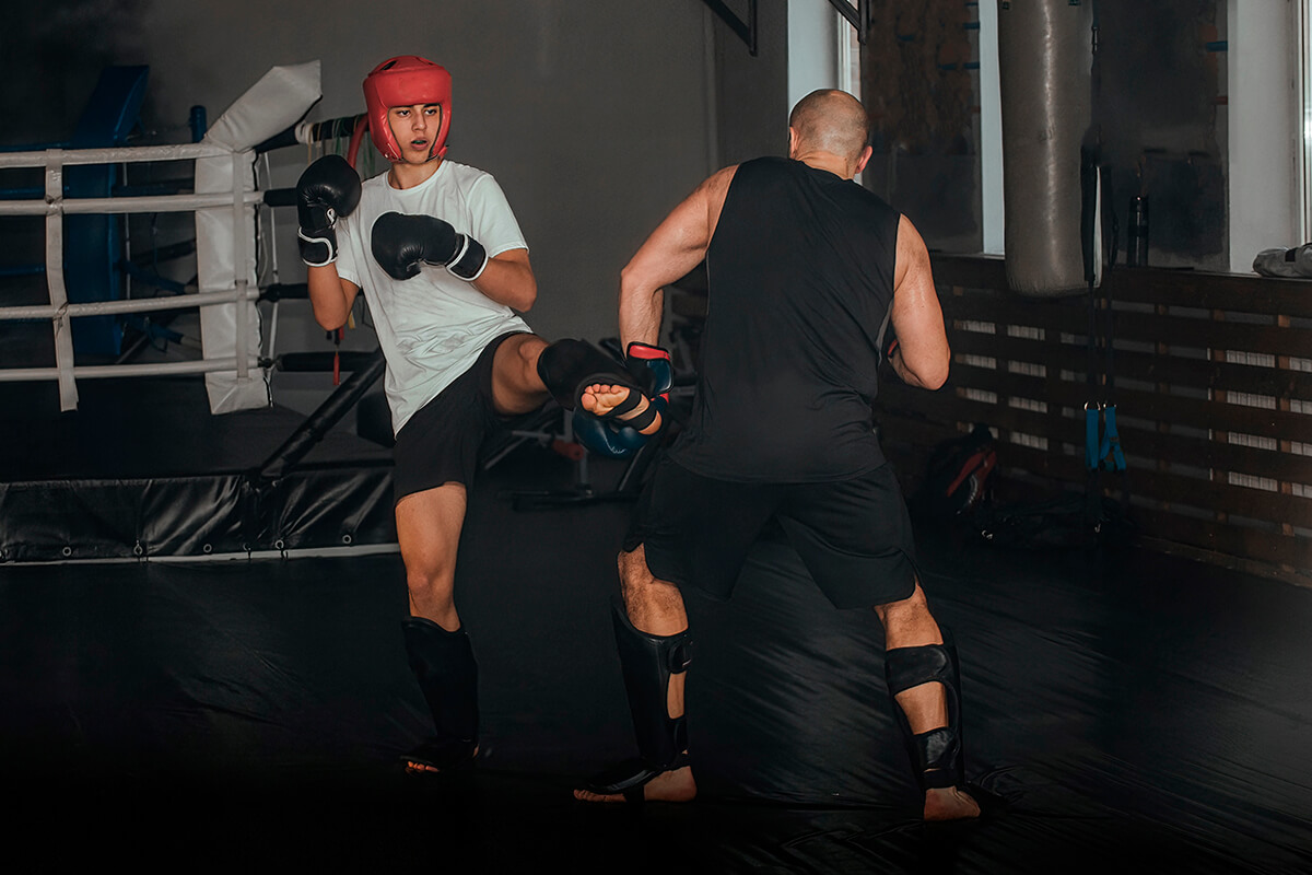 ¿Te preocupan las lesiones durante el combate? Lleva contigo tus espinilleras de Muay Thai  