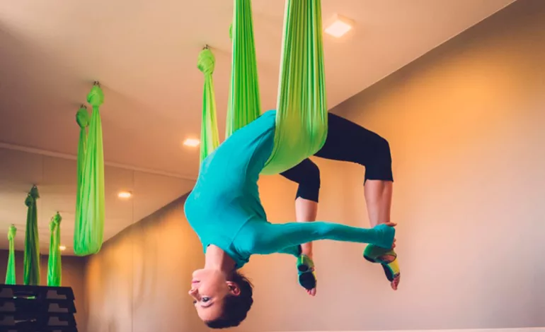 Aeroyoga una práctica que brinda grandes beneficios a tu salud