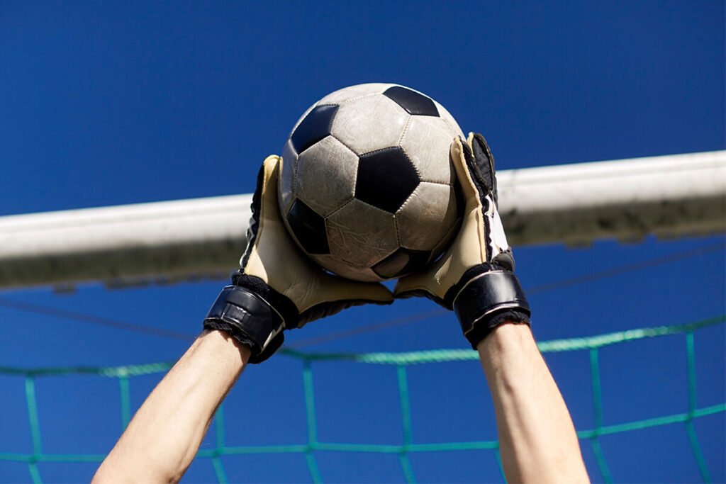 los-mejores-guantes-de-portero-para-niño