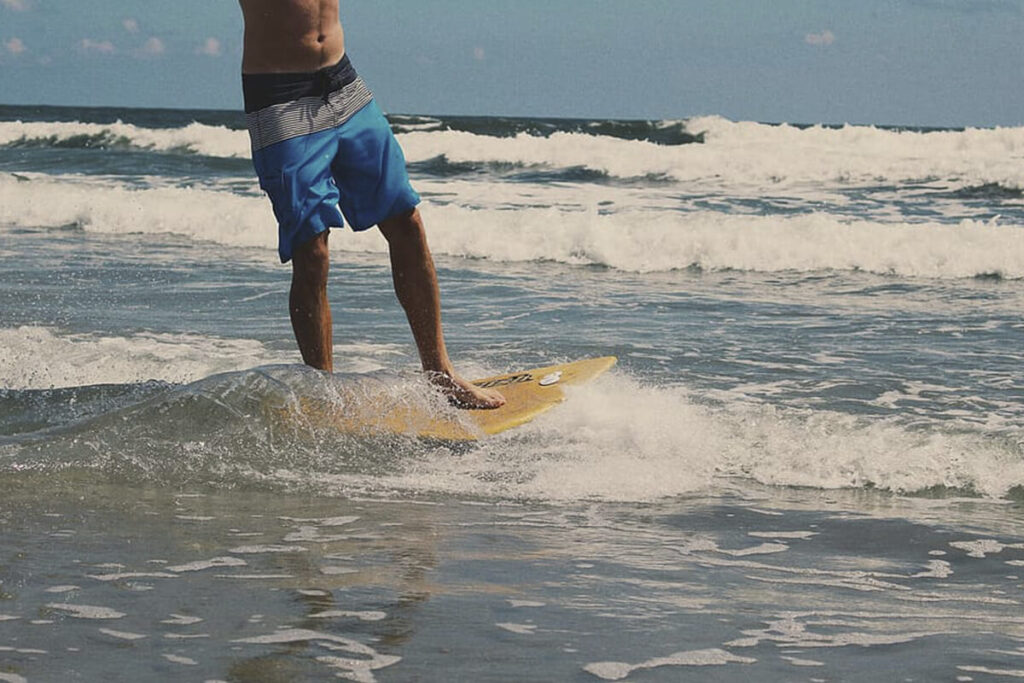 short-deportivo-guia-actividades-acuaticas