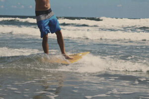 short-deportivo-guia-actividades-acuaticas