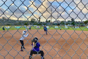 softbol-adaptación-del-beisbol