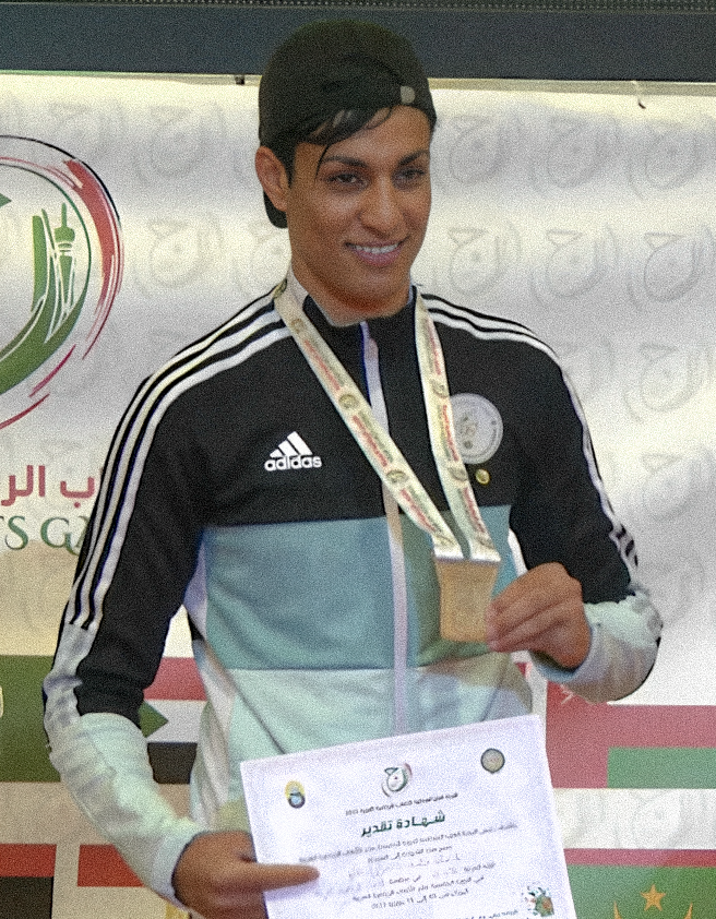 Imane Khelif con su medalla en los juego Panarábigo del 2023. Fuente: Wikicommons.