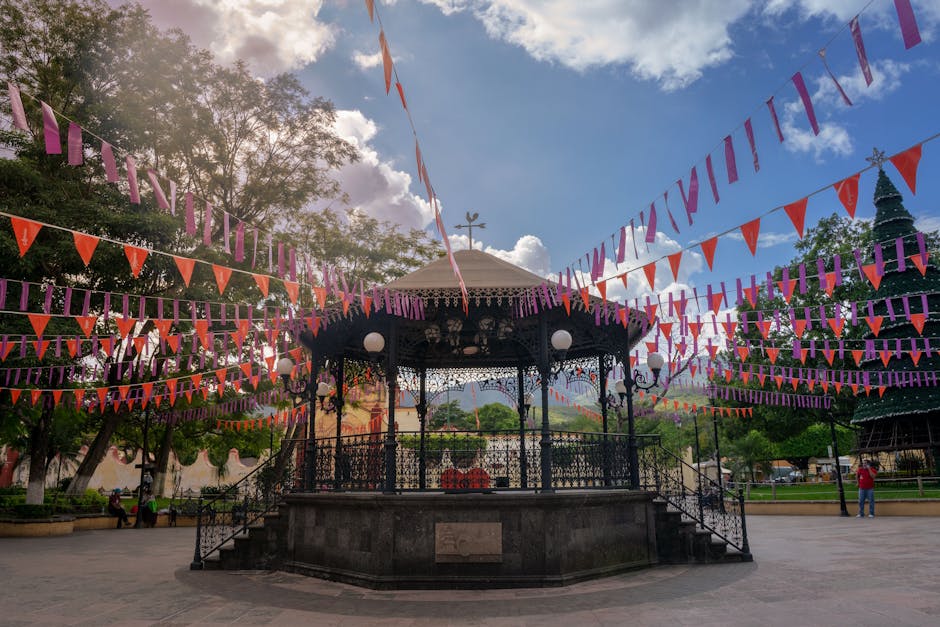 Featured: Rutina de mancuernas en casa: 20 ejercicios efectivos para todo el cuerpo